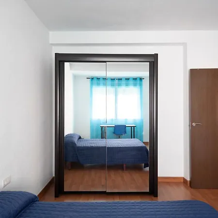 Confortable En El Centro De Apartment